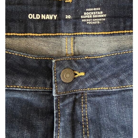 Old Navy High Rise Rockstar Super Skinny Jeans - Picture 3 of 8